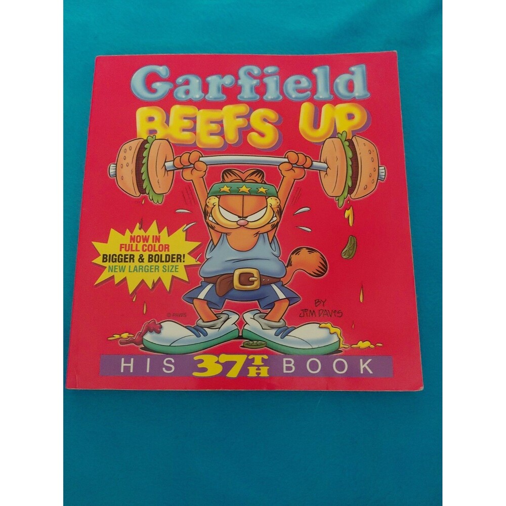Garfield Beefs Up: His 37th Book - Paperback, by Davis Jim - Very Good